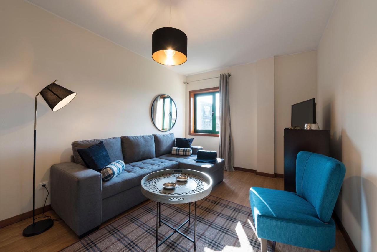 Lovelystay - Homey Feeling Flat W/ Free Parking Porto Kültér fotó