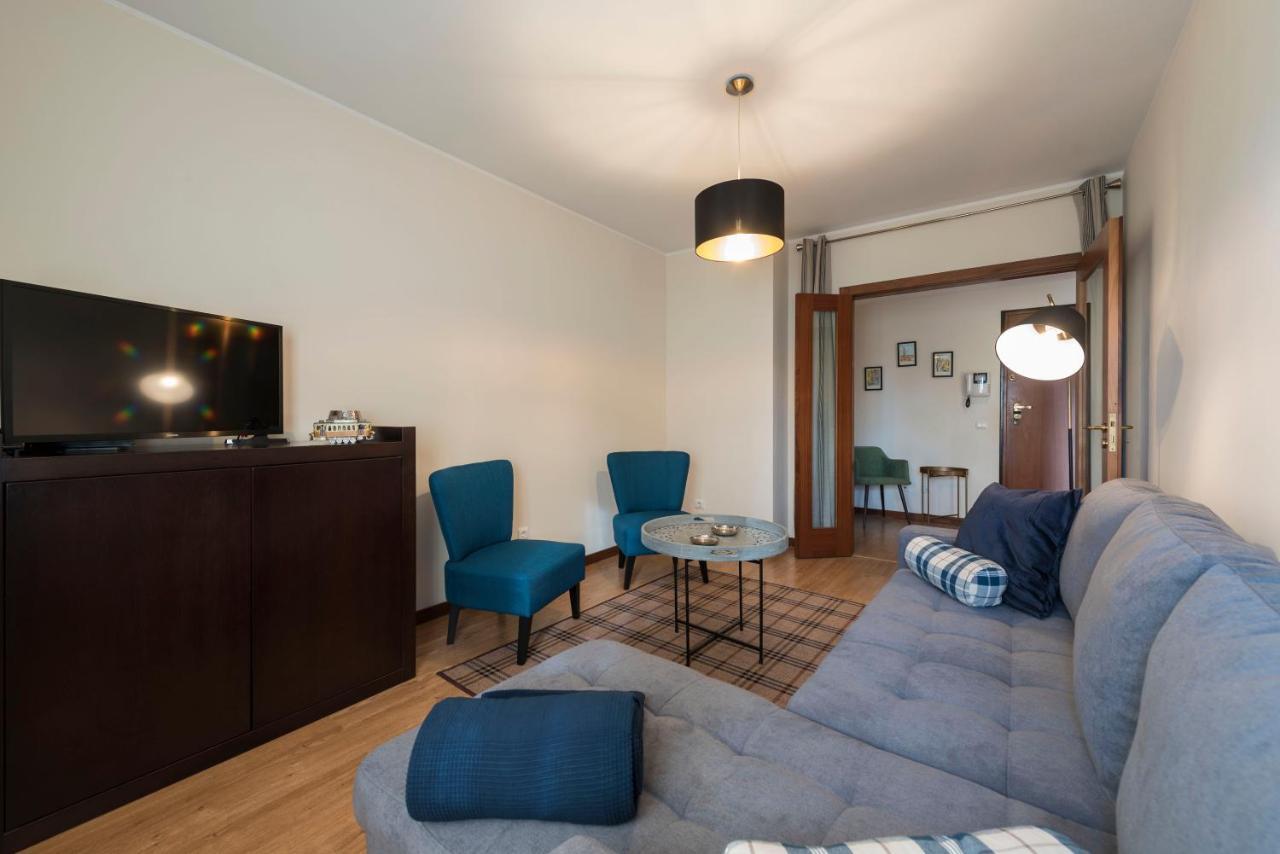Lovelystay - Homey Feeling Flat W/ Free Parking Porto Kültér fotó
