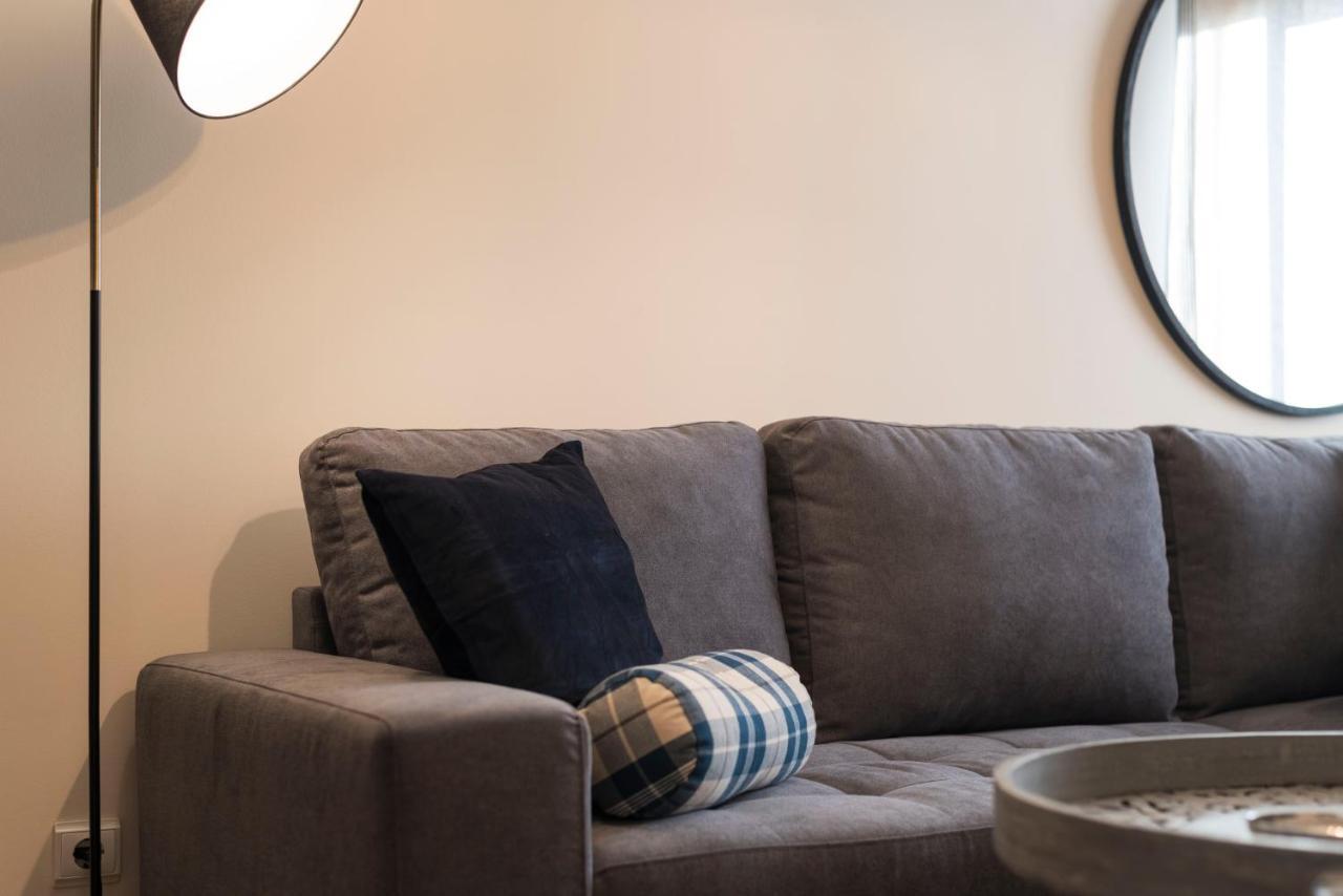Lovelystay - Homey Feeling Flat W/ Free Parking Porto Kültér fotó