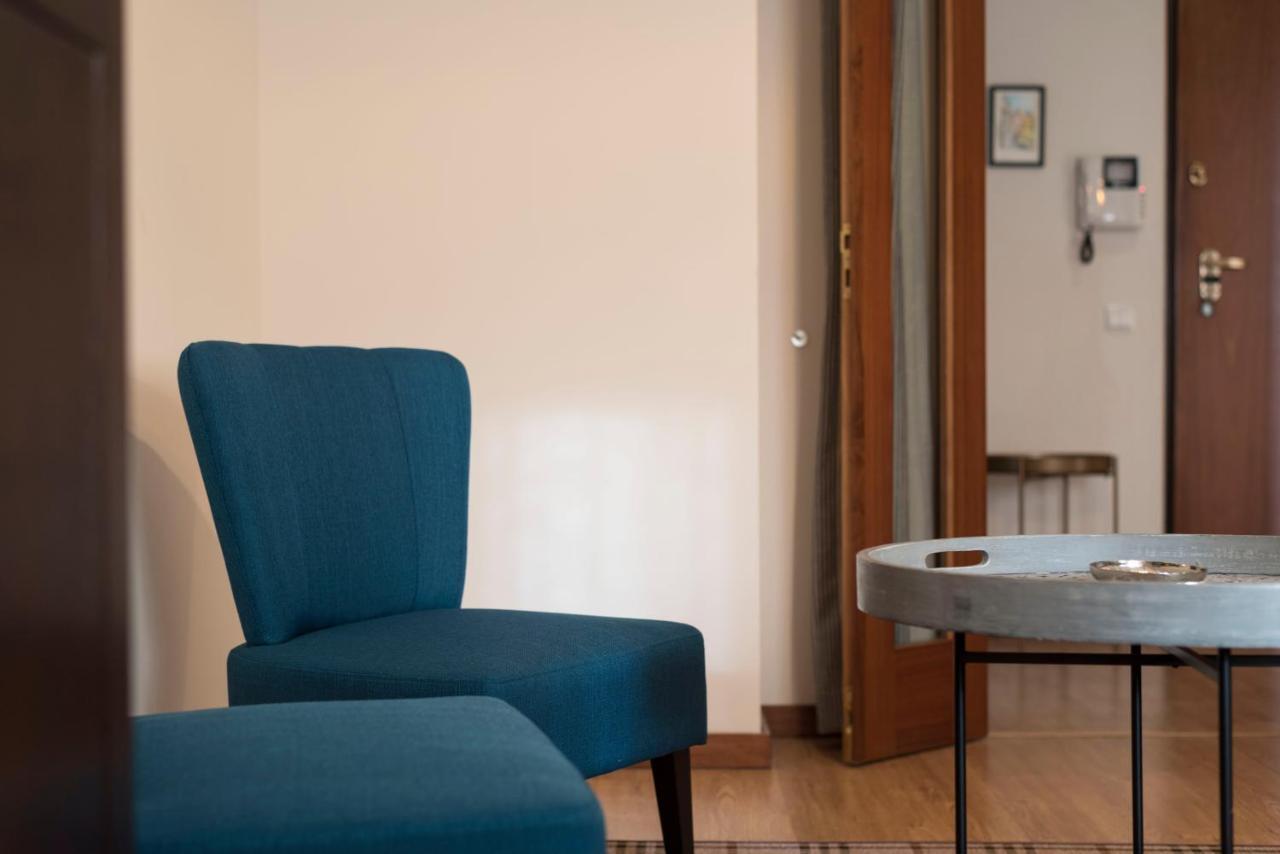 Lovelystay - Homey Feeling Flat W/ Free Parking Porto Kültér fotó